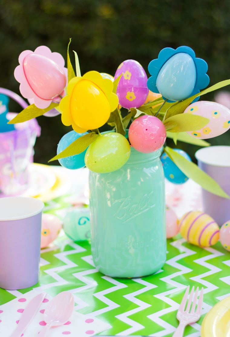 Glad påske bukett blomster egg plast