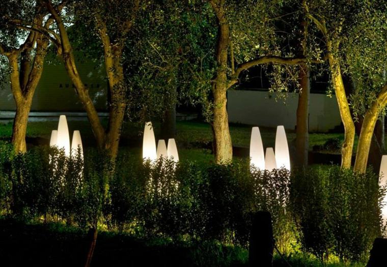 lighting idea garden lamp post