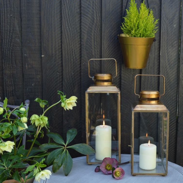 lantern deco garden idea