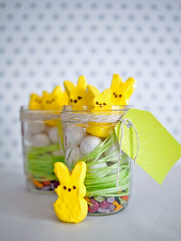 Easter bunny deco anak-anak gelas gula-gula penuh