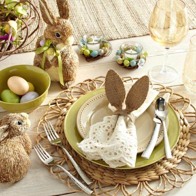 Easter bunnies deco table