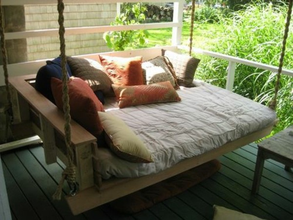 pallet bed swing comfort outdoor