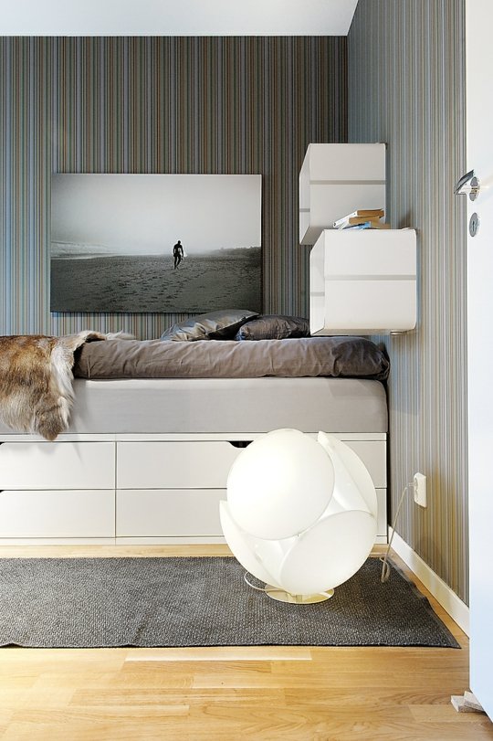 Two-story drawer small one person bed with storage