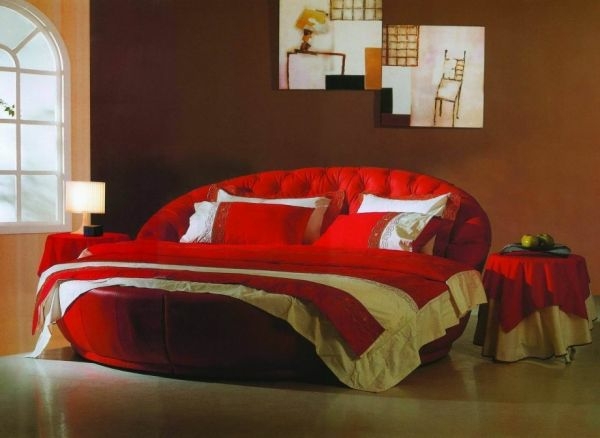 red bed deco room