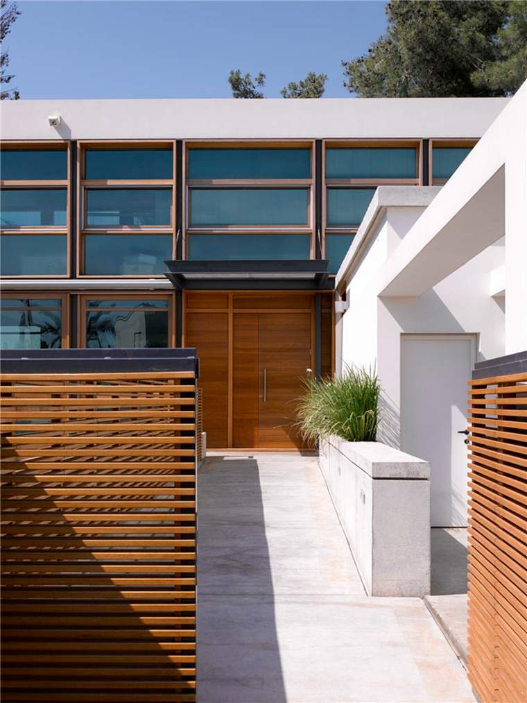 modern fence house wood