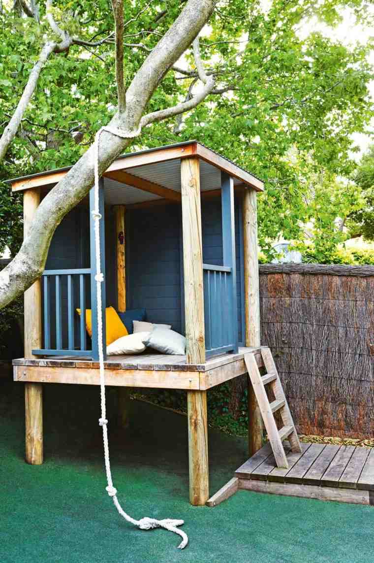 house-in-the-tree-wood-child-a-model-making