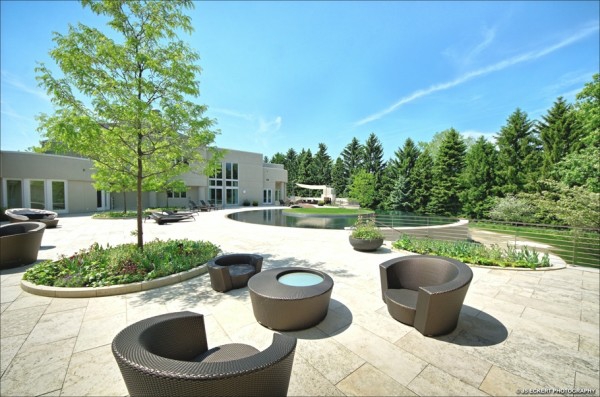 luxury house living room garden