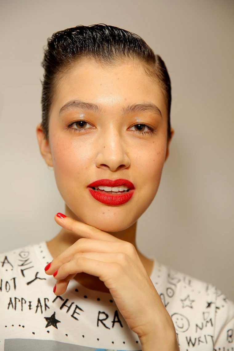 trend nails 2015 woman lipstick