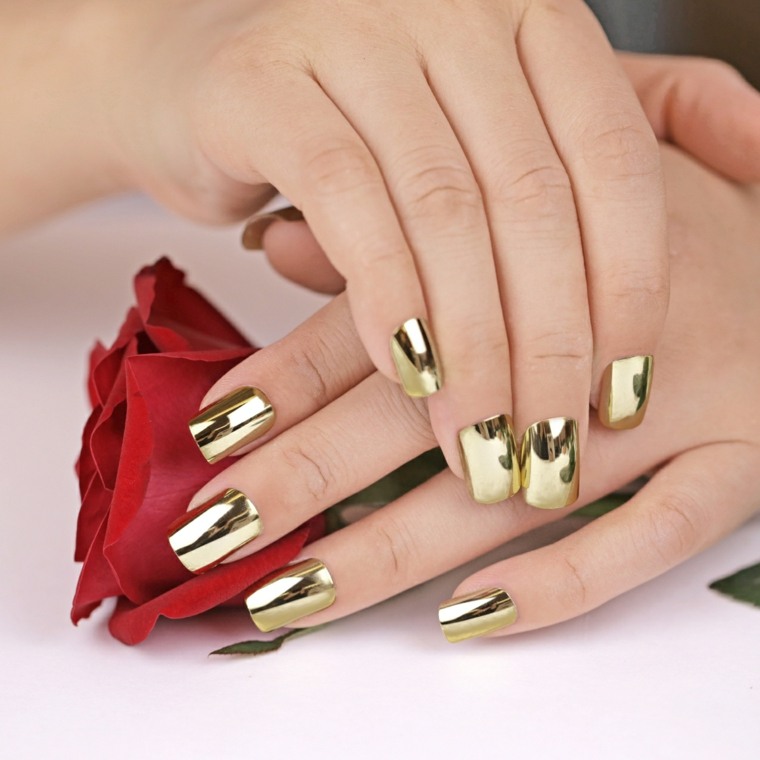 manicure-wedding-modern-trend-color gold