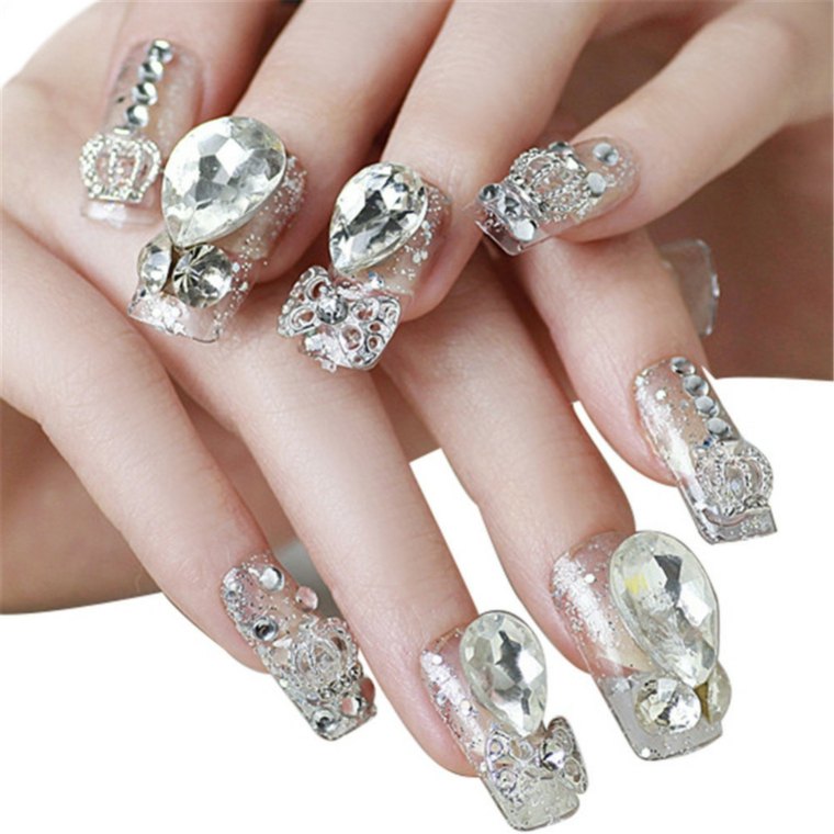 manicure-marriage-royal-precious stones