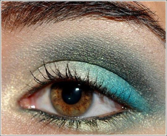 blue green shades makeup