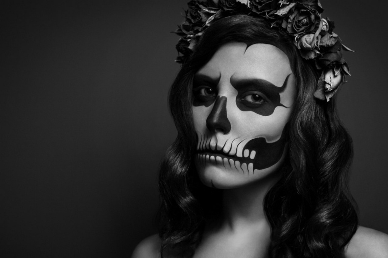 skeleton makeup black white woman model fashion