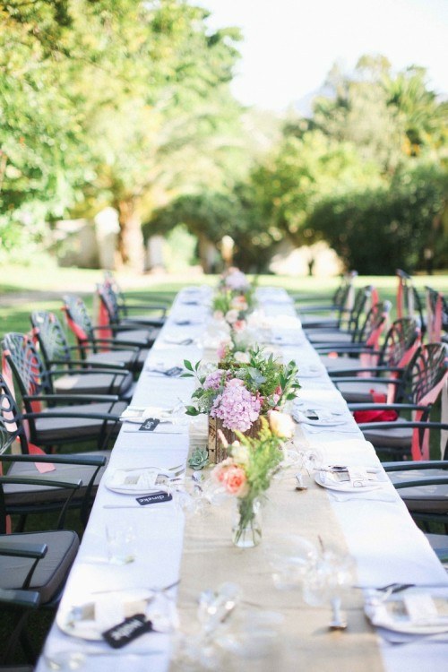 outdoor wedding table at l'ombre