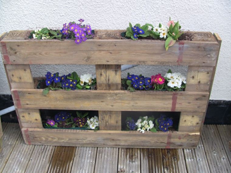 möbler i pallet jardiniere idee