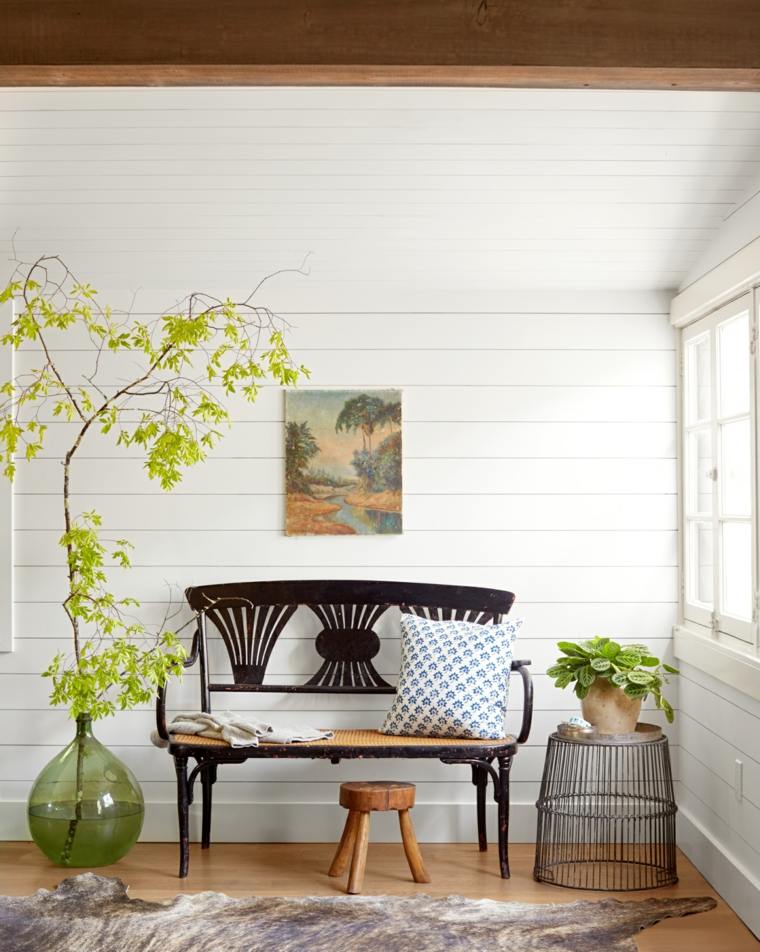 vintage furniture entree ideas