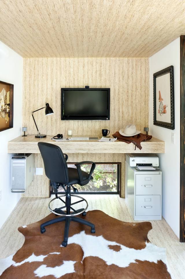 furniture-computer-modern-wood-carpet-chair-black computer furniture