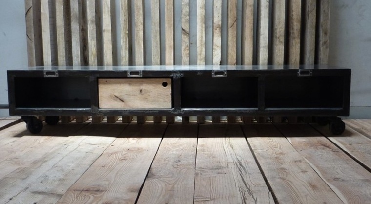 tv skap metall bokhylle interiør design moderne møbler design stue hus av verden