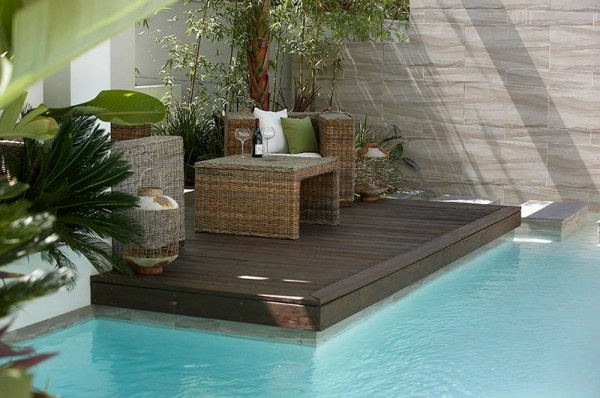 resin garden furniture pool
