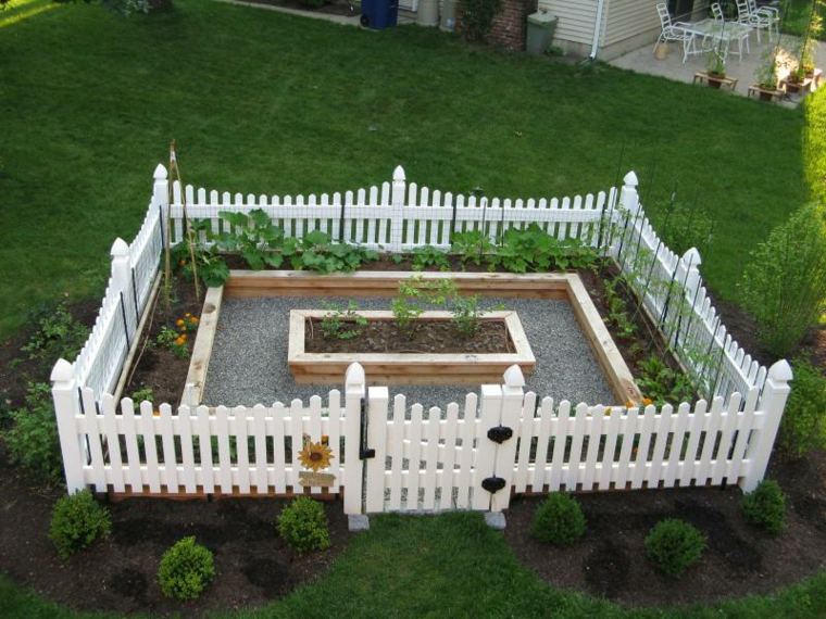 vegetable garden idea door deco