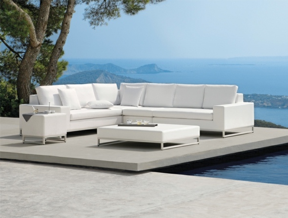 white garden furniture