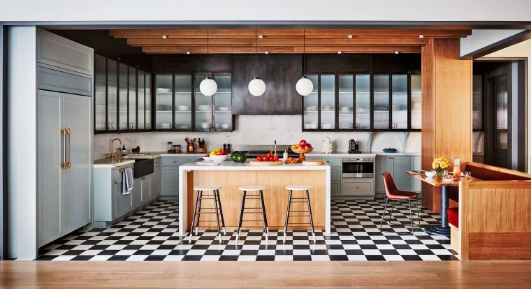 model-of-modern-kitchen-tiles-black-and-white-checkered-accents-deco-wood