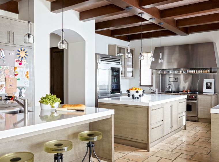 model-of-modern-kitchen-decoration-country-chic-beams-wood