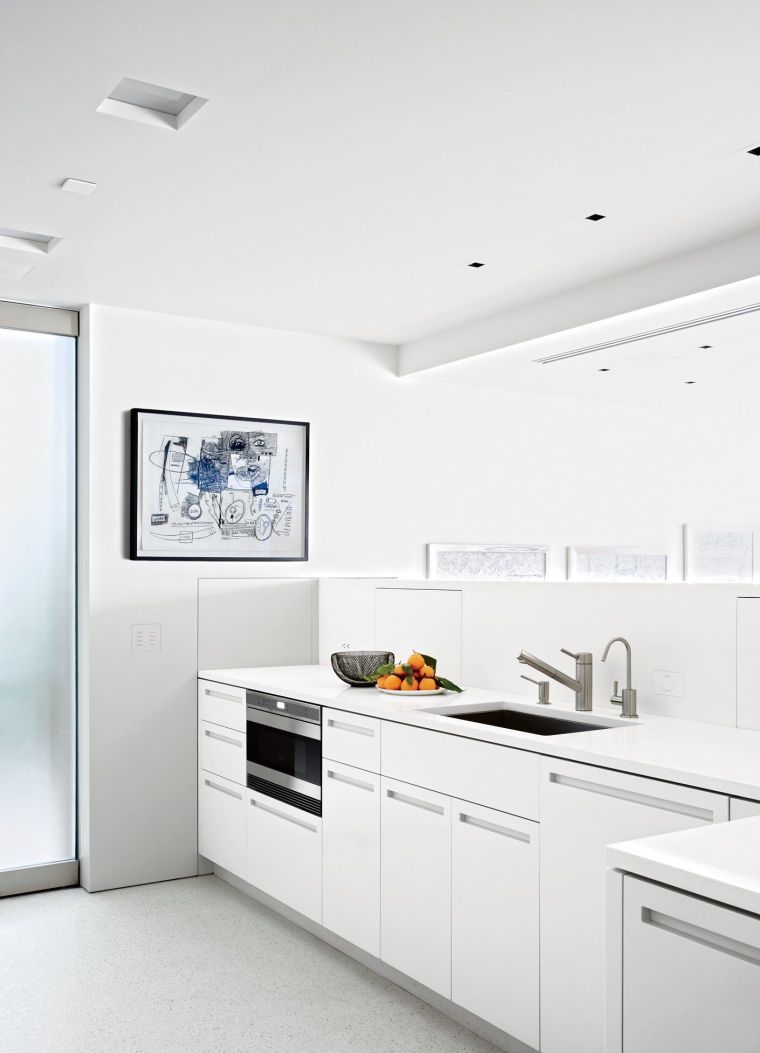 model-of-modern-kitchen-furniture-storage-white-valve-design