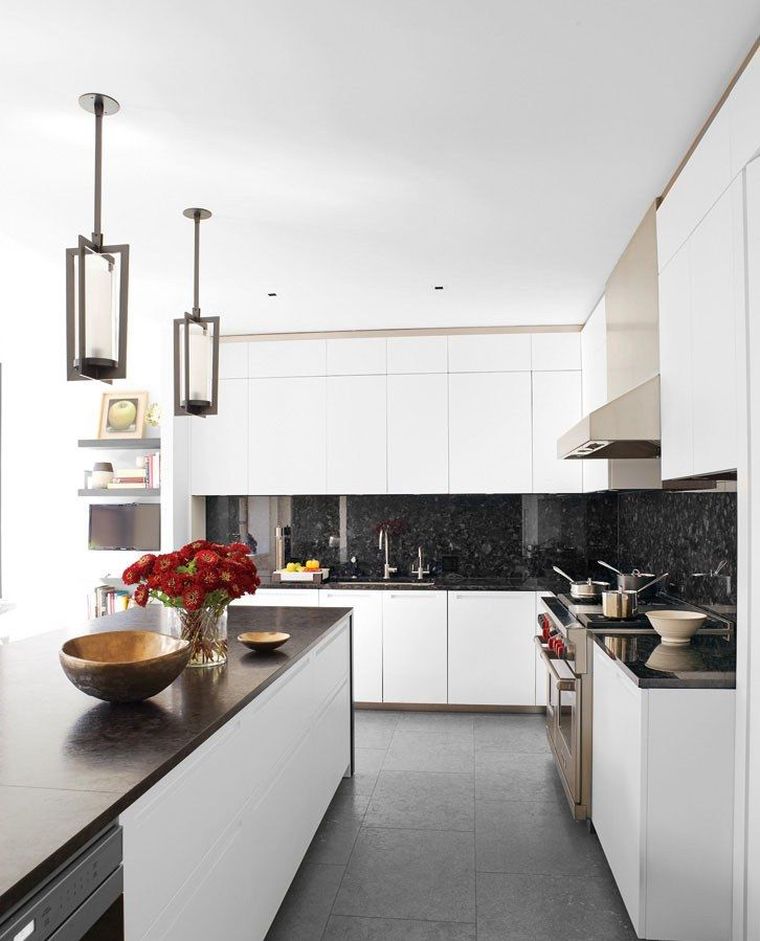 Kitchen-model-modern-black-and-white-island-peninsula-ideas-Layouts