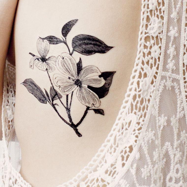 model-flower-tattoo-foot-cornouillet