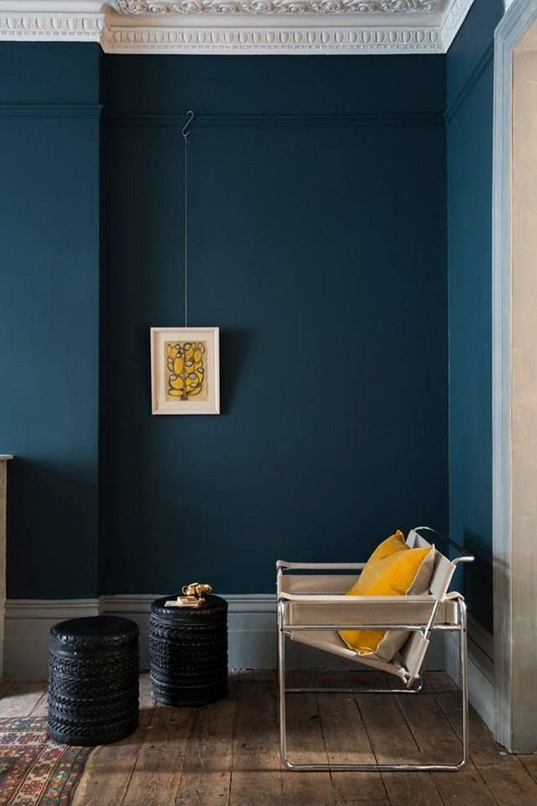 Wall-blue-dark-interior-design-modern-ideas