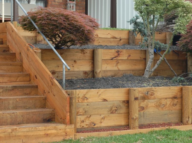 DIY retaining wall construction