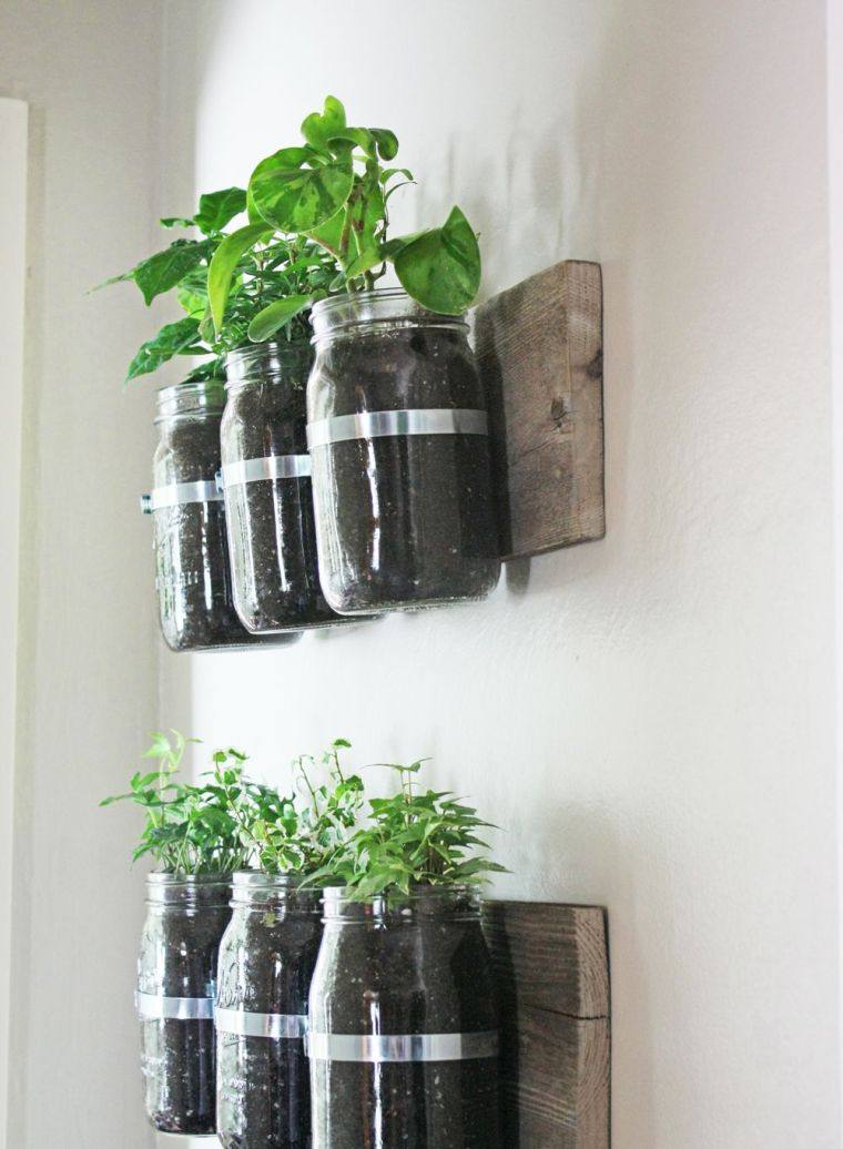 Wall-vegetal-outside-a-do-it-yourself-idee-DIY-adult jar glass