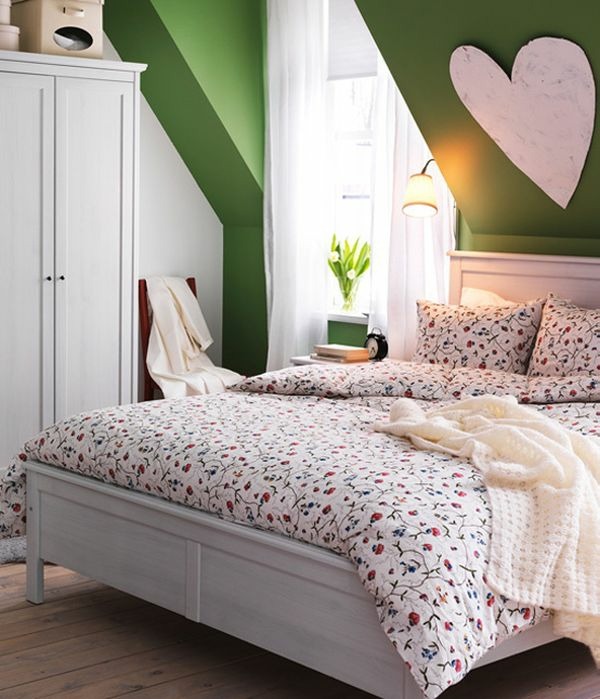 green walls big white bed decoration heart