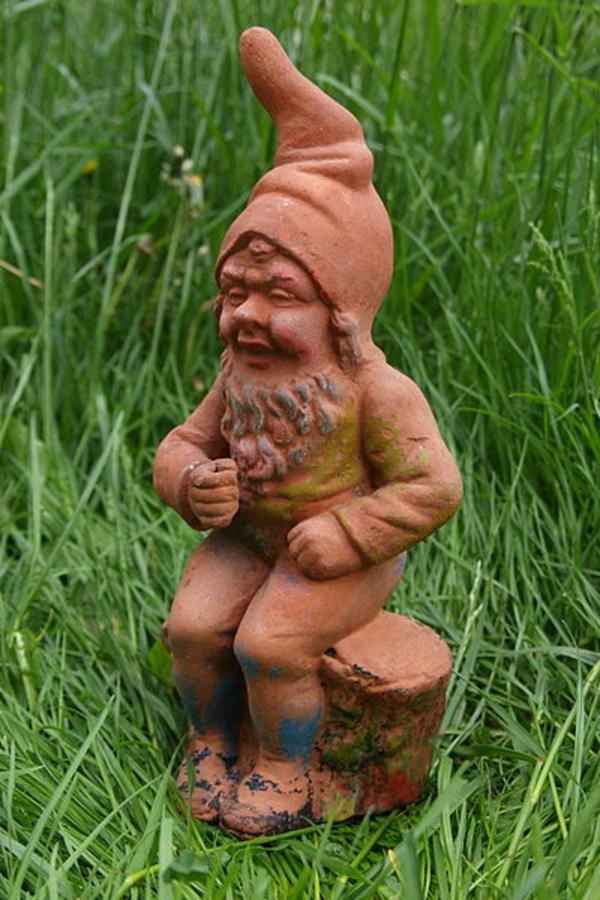 tysk dvärg traditionell trädgårdsgnome