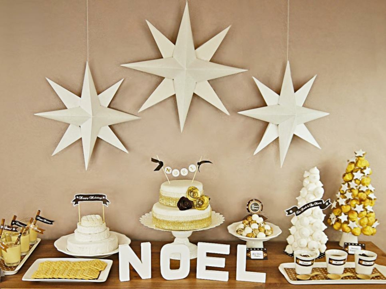 christmas decoration idea hanging wall star cakes