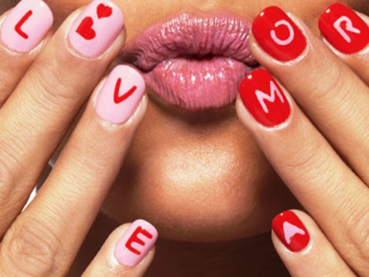 decorated nails love Valentine's Day