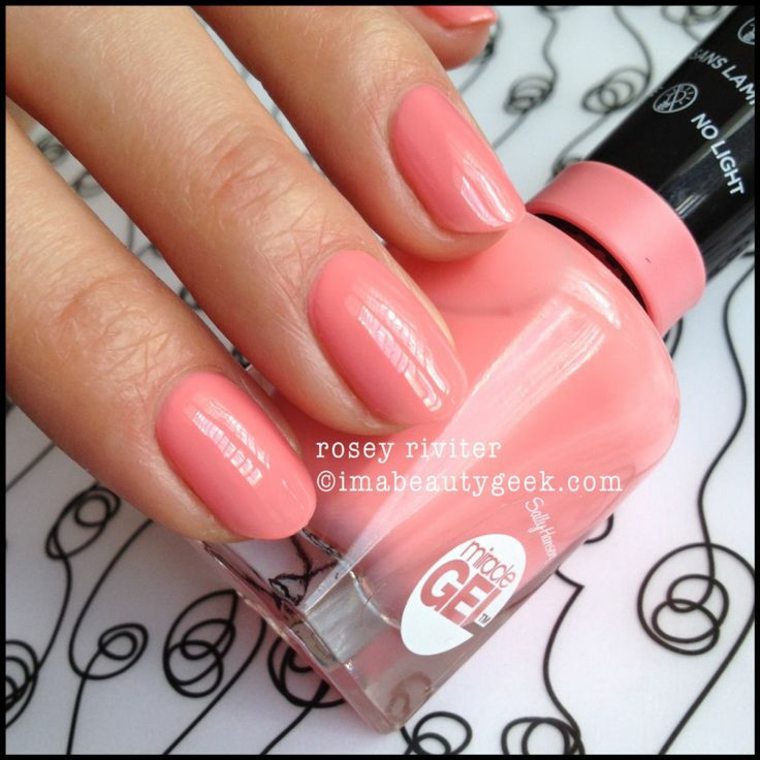 nails trend deco idea nail polish orange pink idea