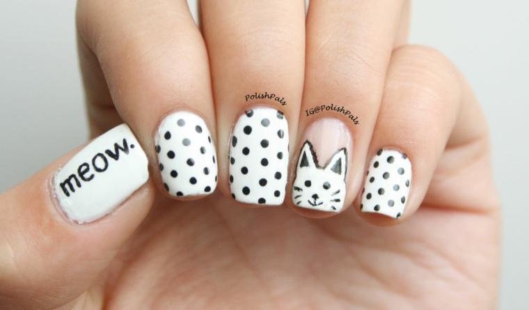 black and white nails drawing cat