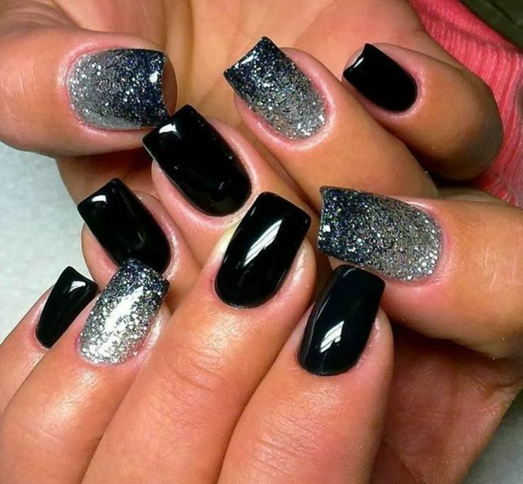 nail polish idea trend black patent glossy shiny silver modern