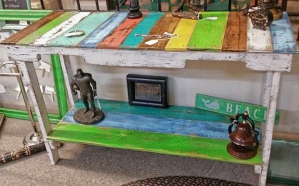 wooden wood pallet table