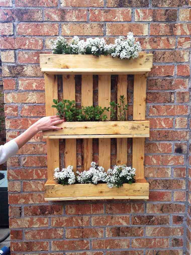 pallet-menegak-berkebun taman diy