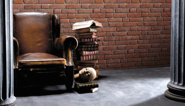wallpaper idea living room armchair leather deco living room