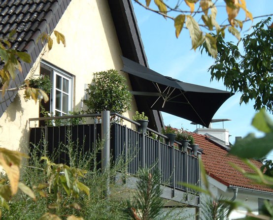 wall parasol Paraflex black color balcony