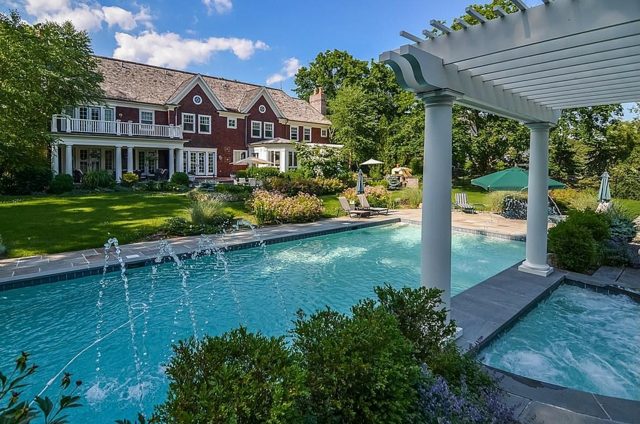 modern patio pool