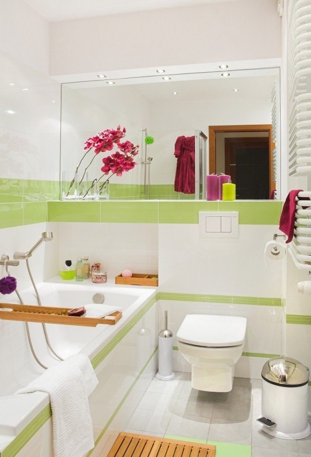 paint-bathroom-small-white-light-accents-pale-green paint bathroom