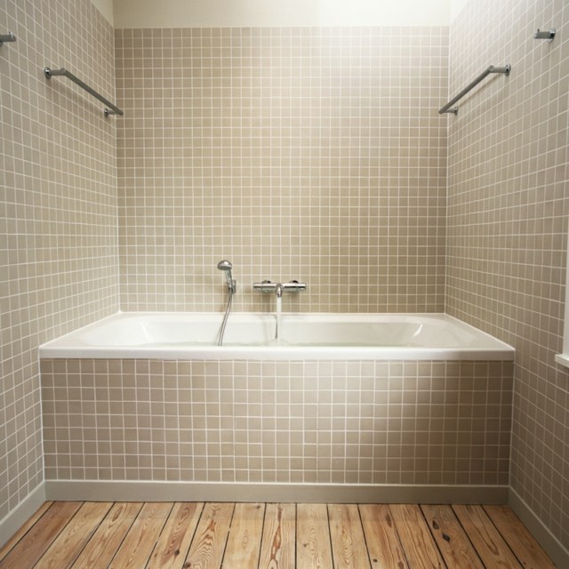 bathroom idea painting beige tub tile