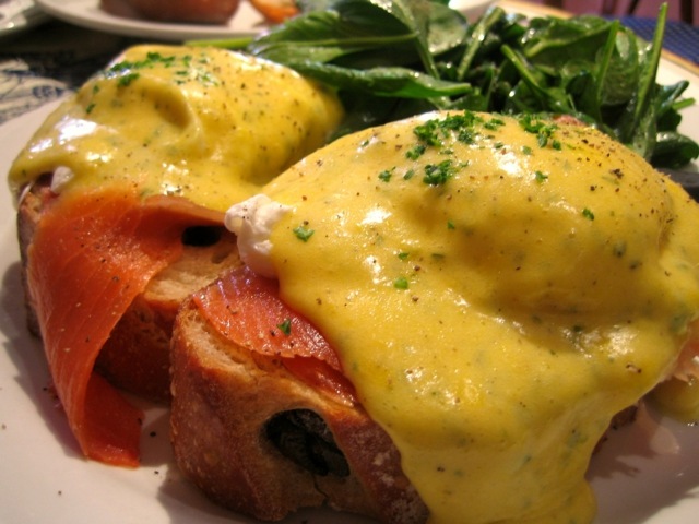 romantic breakfast eggs Benedictine