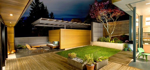 small garden landscaped patio lighting