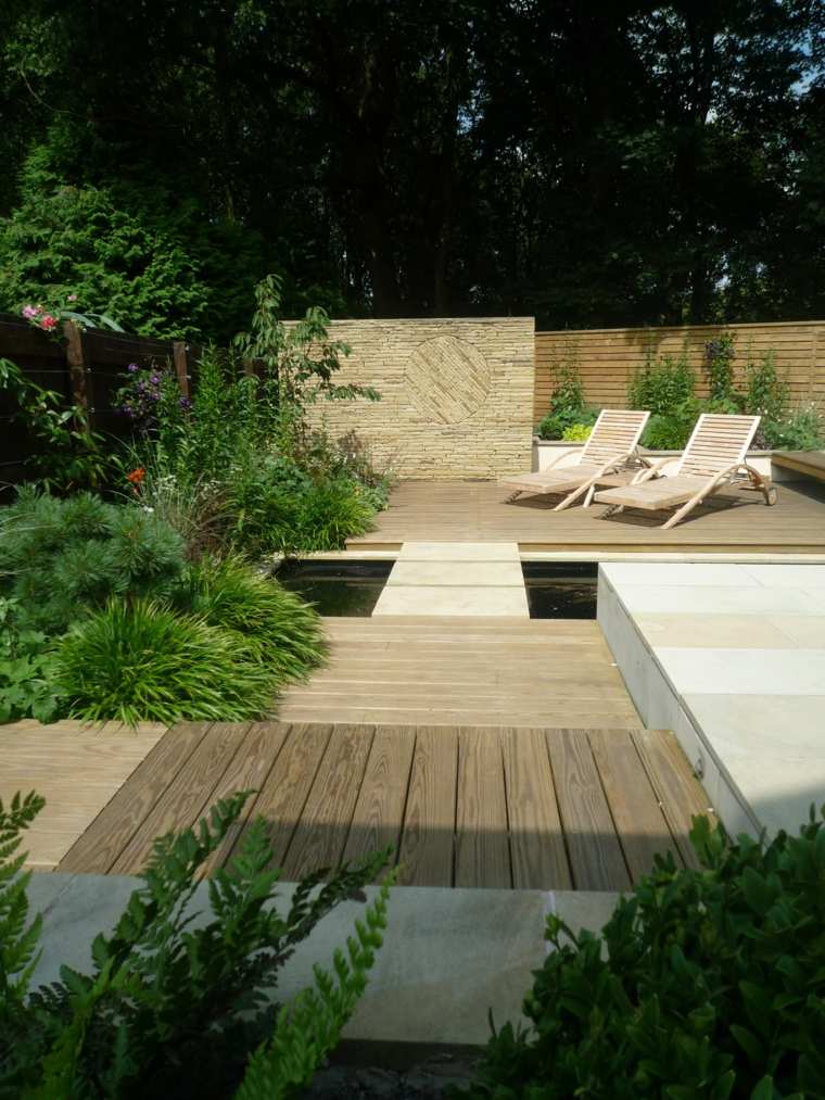 small garden design wood