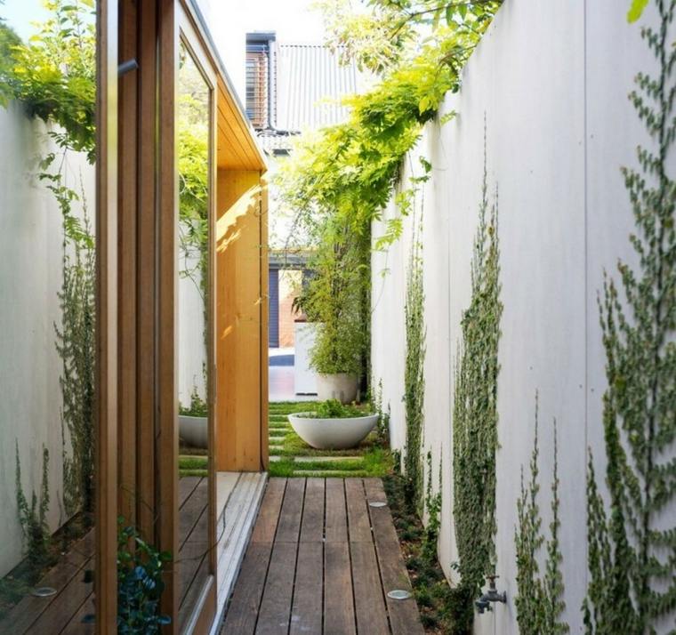 small garden deco exterior wall